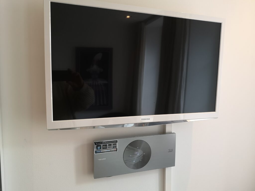 TV